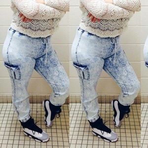 Cute fashionable women joggers 😍